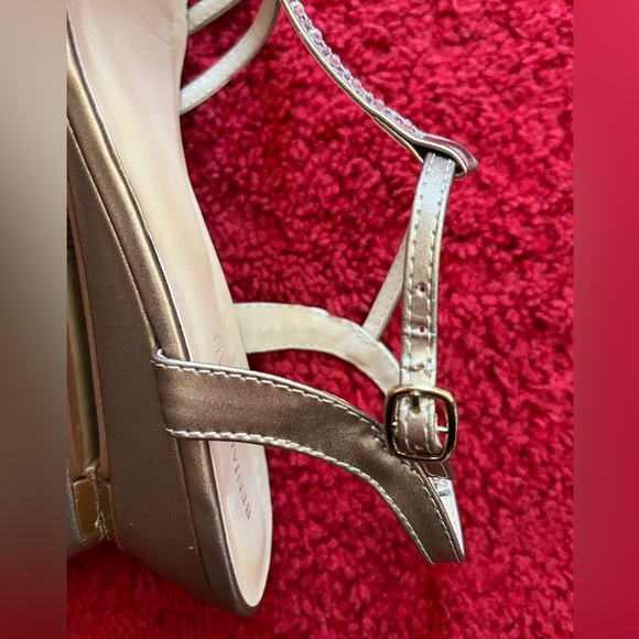 Dressy sandals/shoes - Picture 7 of 8